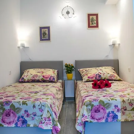 D&t Apartment *
